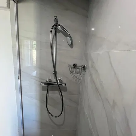 Apartamento Cosy In 15min From Paris *